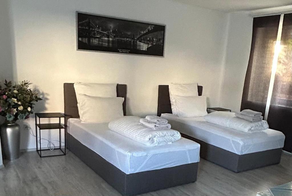 Kassel Lohfelden Neubau Schmidt Appartement Buitenkant foto